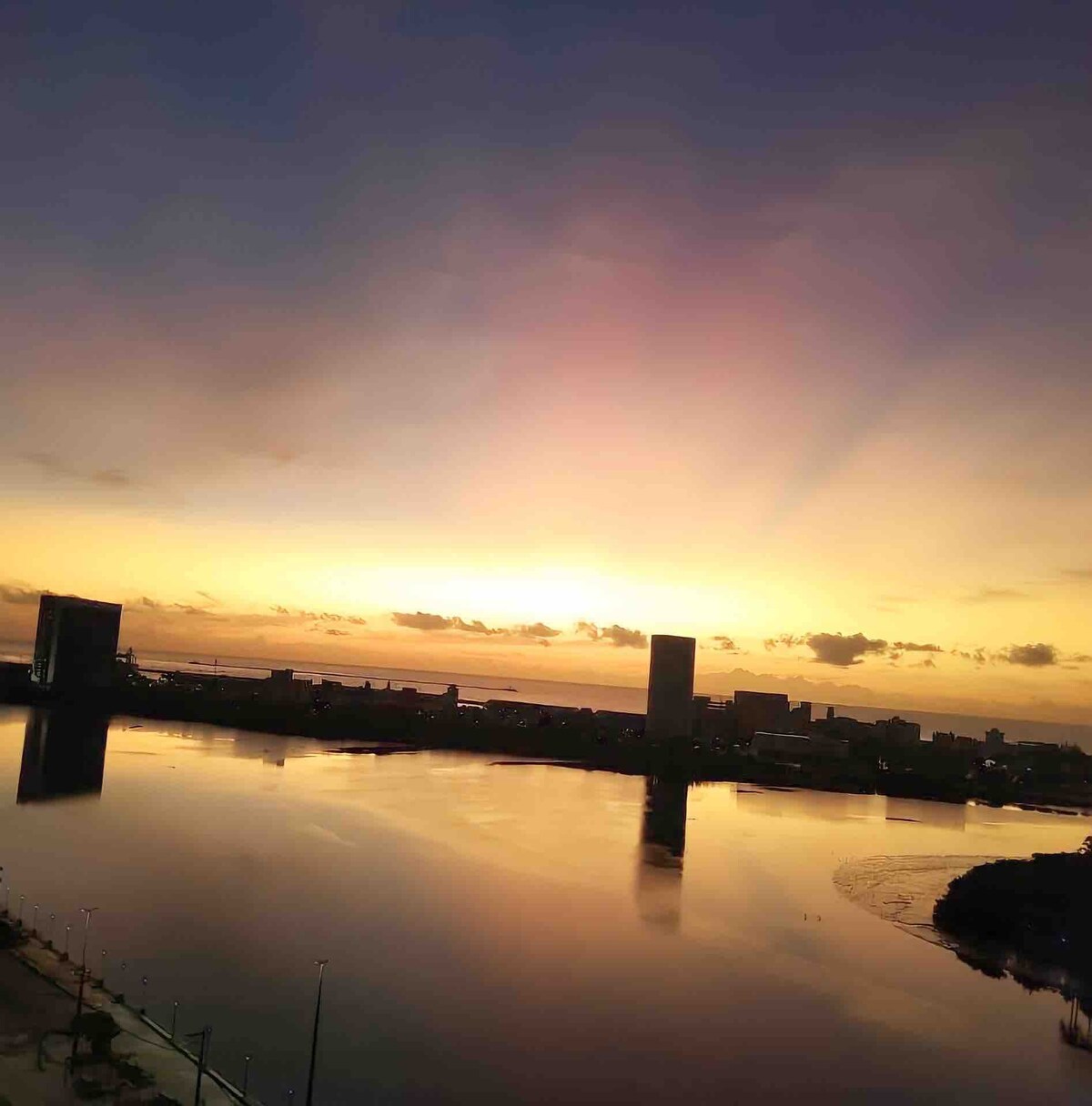 Vista rio e mar, próximo Olinda e praia Boa Viagem