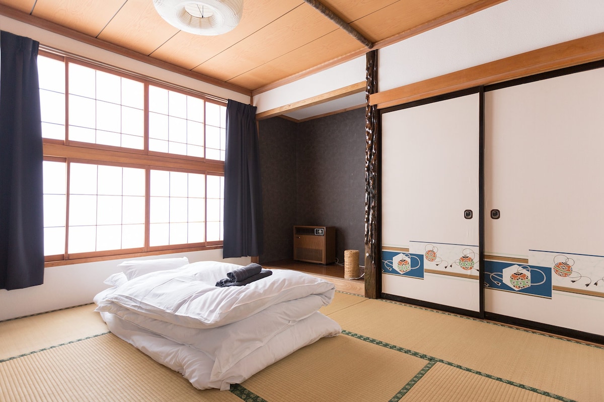 Kaiya Nozawa -家庭房、榻榻米和双层床