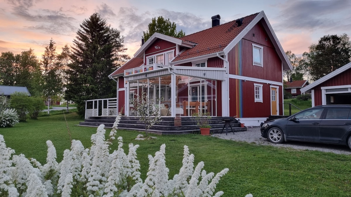 Östersund附近带桑拿房的别墅