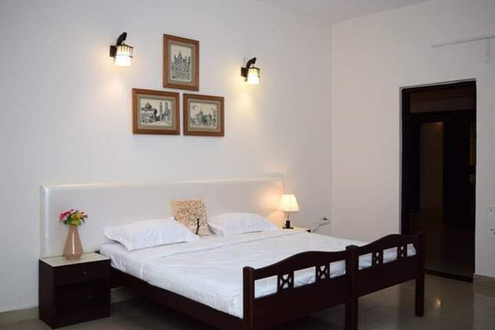 Comfortable 3 Bhk with Suite room and Balcony