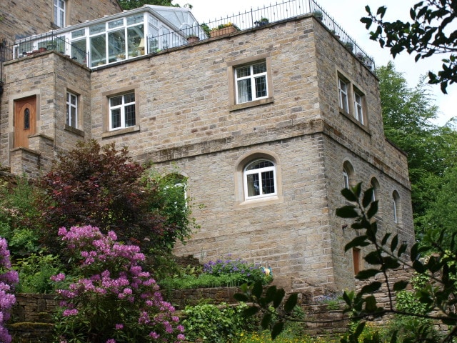 Holmfirth附近的Old Gardener 's Lodge