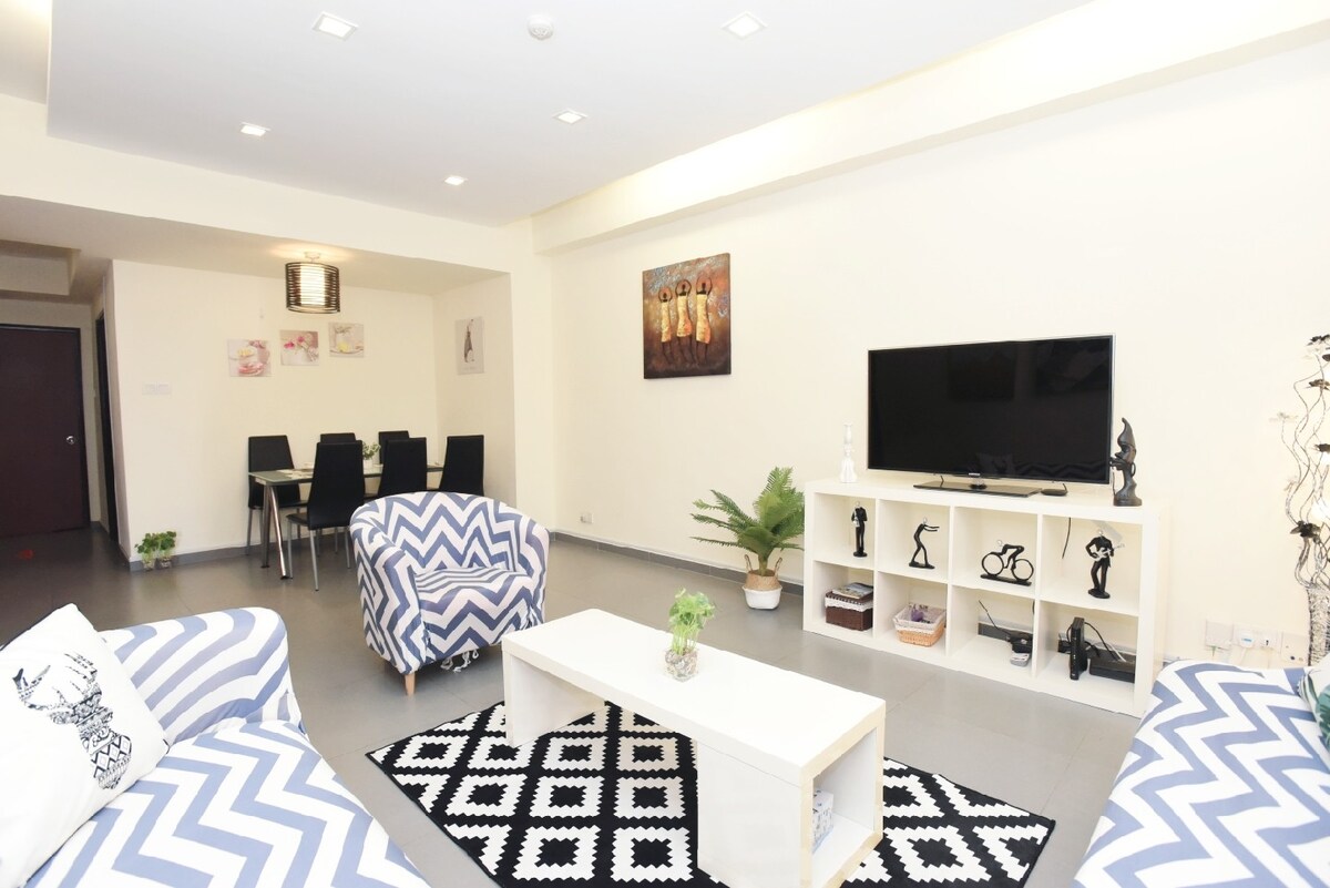 1min mrt downtownCBD2BR high flr 1分钟直达地铁 市中心高楼7pax