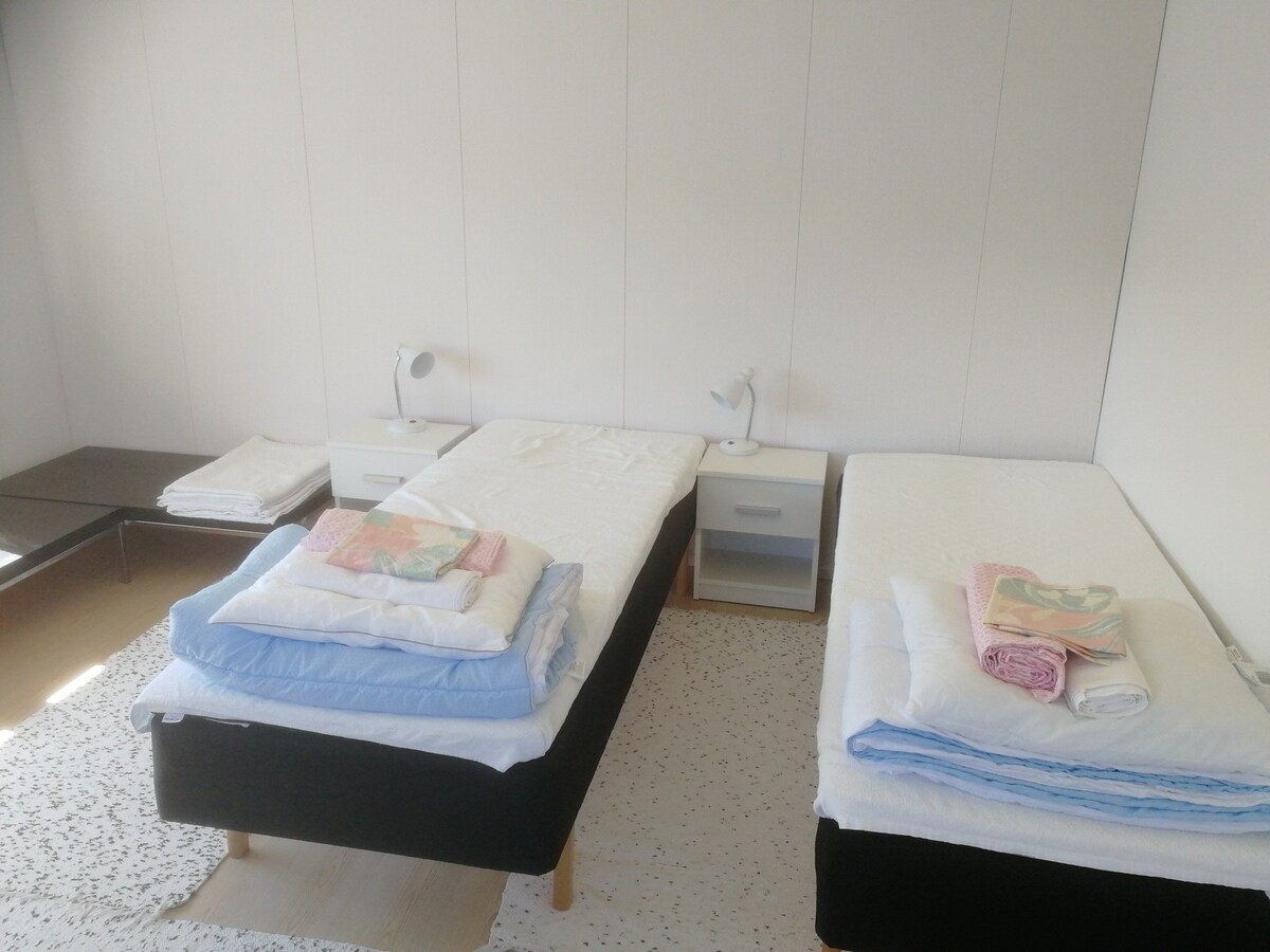 Savonlinna ，漂亮的房间， 2张床，厨房，卫生间