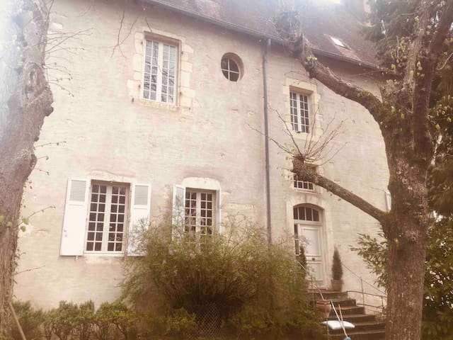 Mehun-sur-Yèvre的民宿
