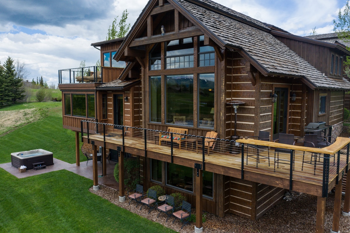 Eagle's Landing Cabin at Bronze Buffalo Ranch