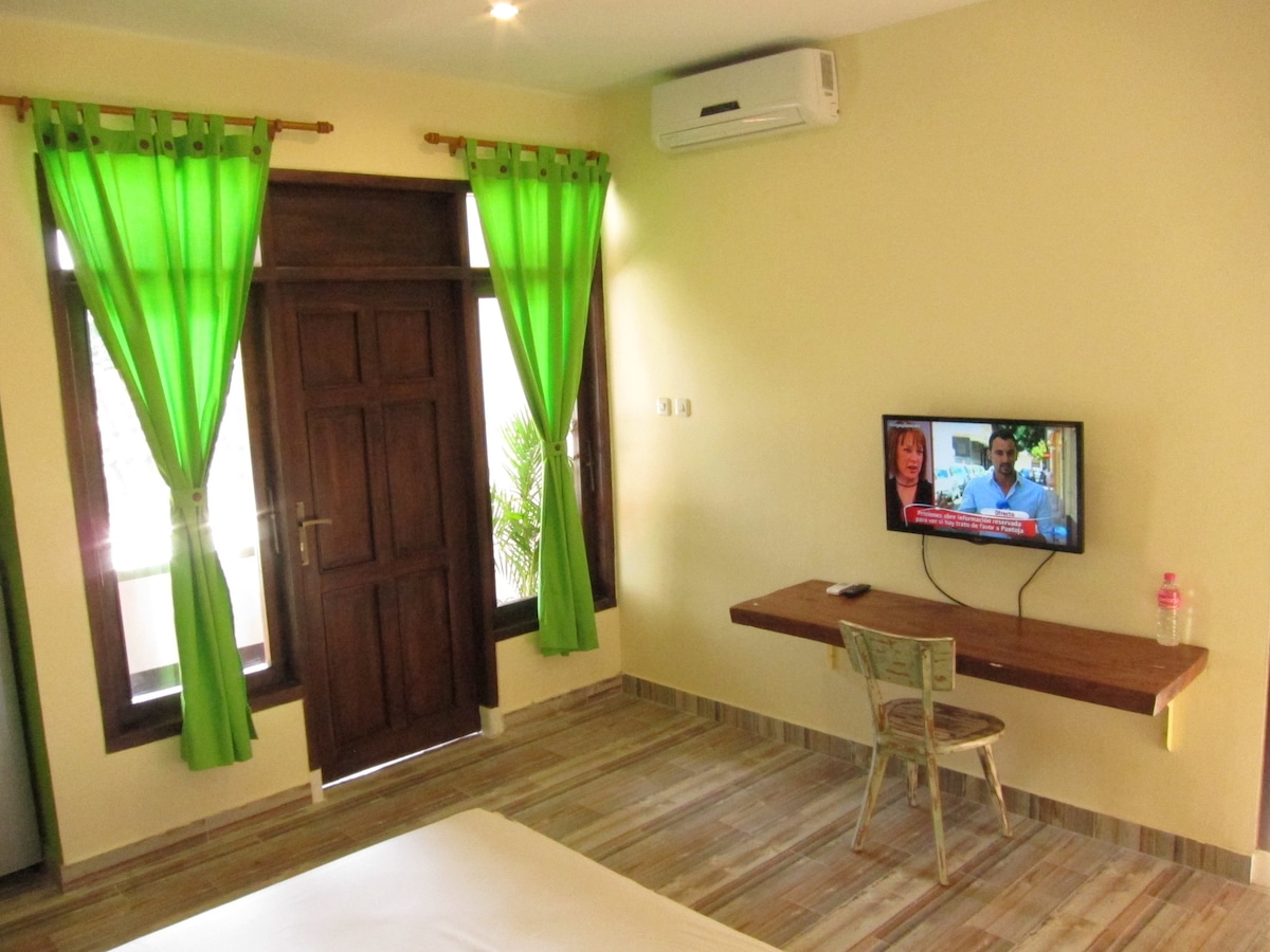 Premium Room Agung di Atmos Co-Living