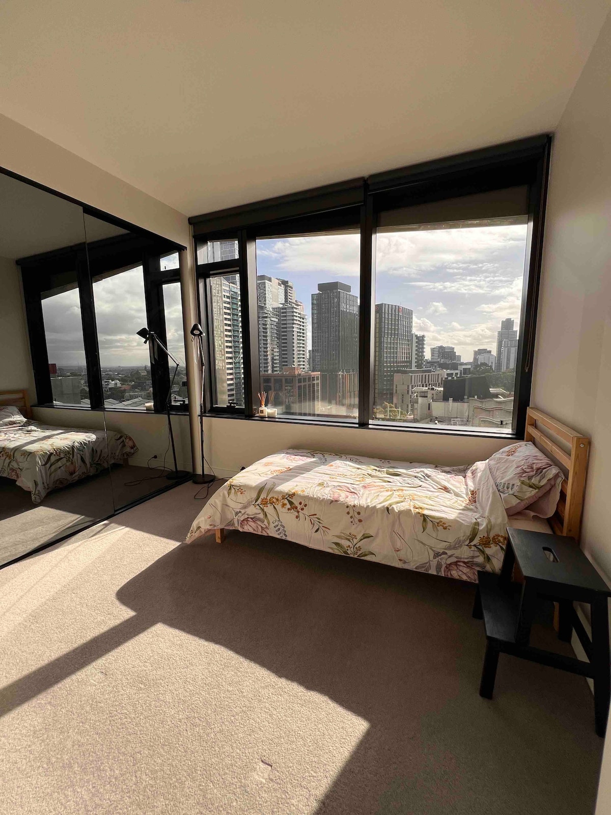 One Room in amazing two bedroom CBD apartment!