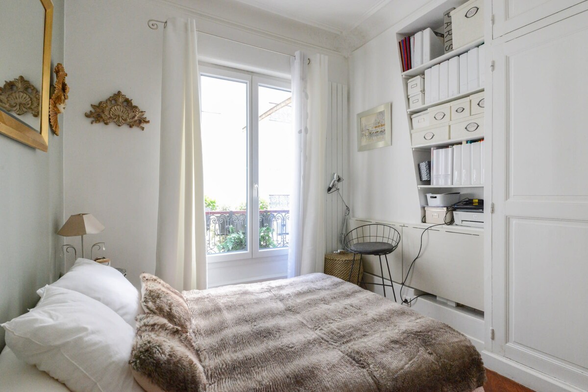 可容纳5人的漂亮公寓，巴黎8 Batignolles