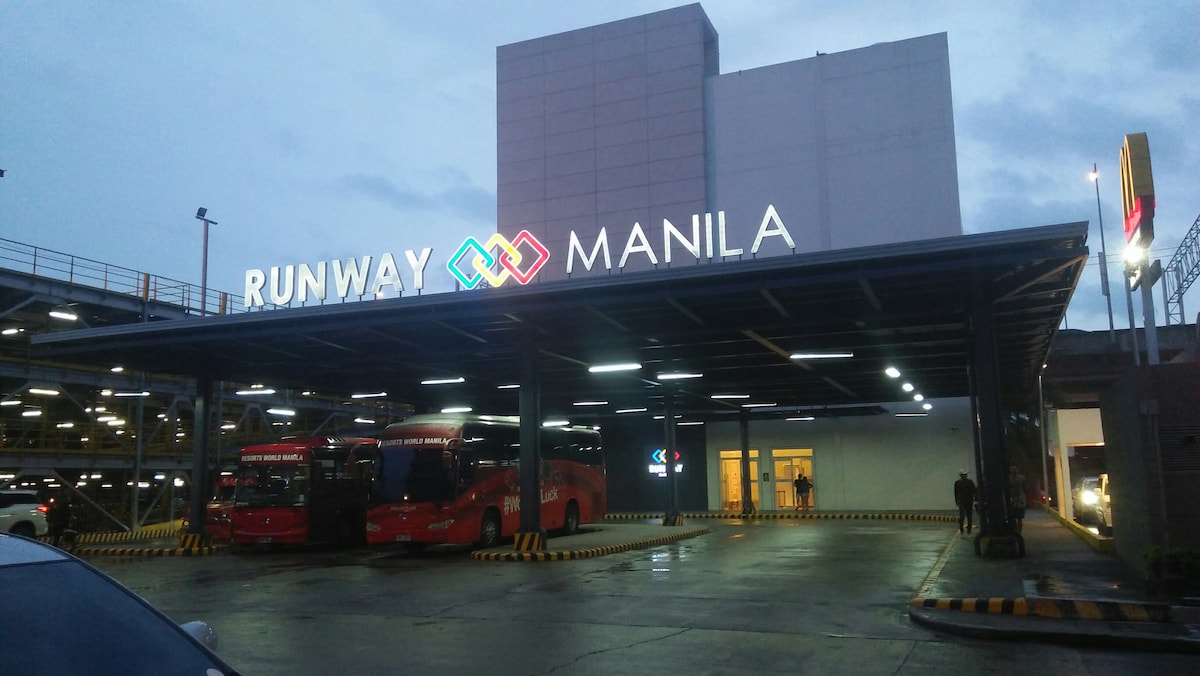 Runway Haven near Airport Terminal 3