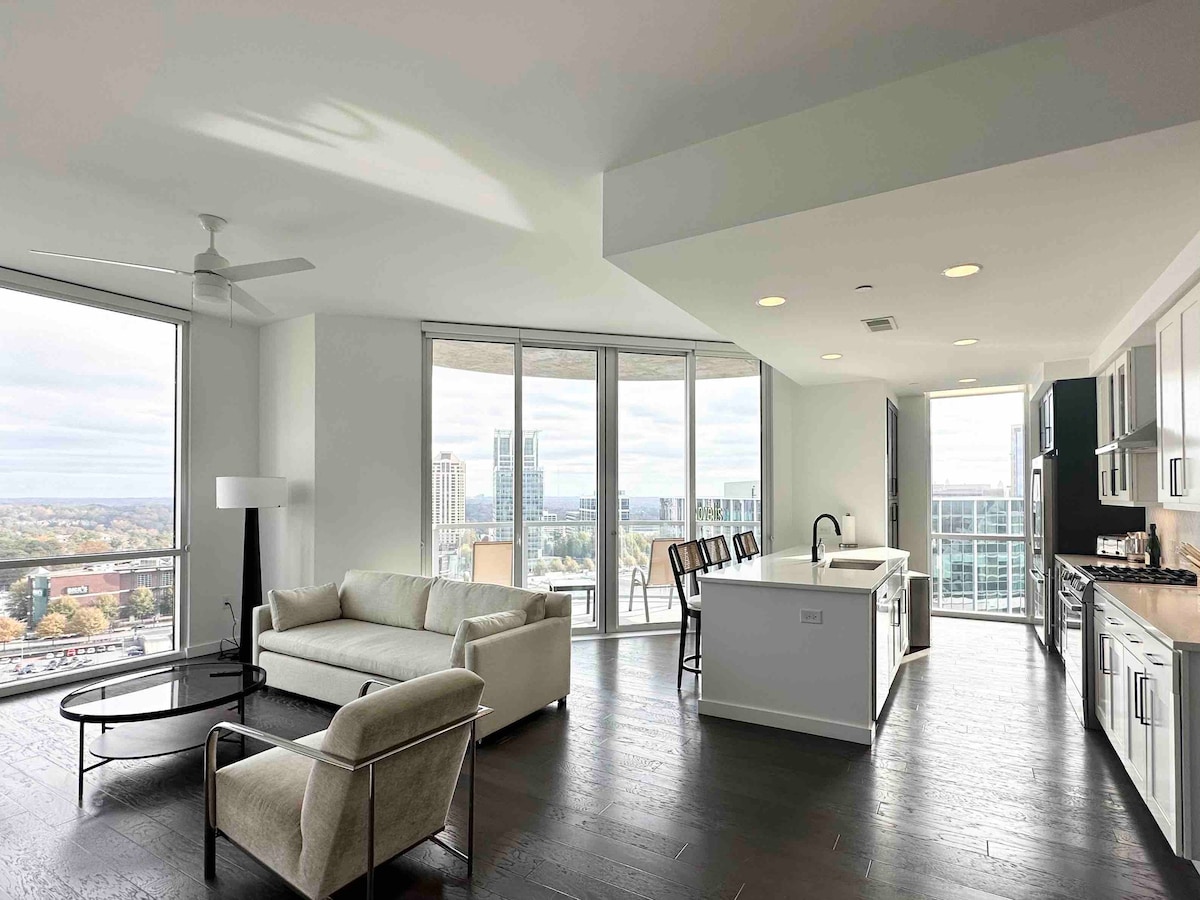 Luxuria: 3 BR High Rise Condo Buckhead in Atlanta