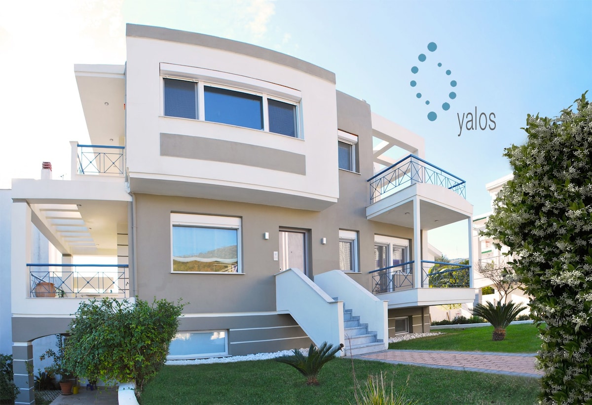 Yalos - Superb luxurious duplex at the seaside