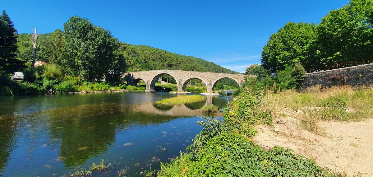 Joli Appartement au pied des Cévennes