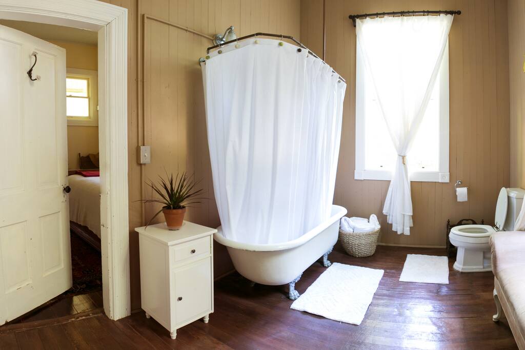 the shared bathroom. the clawfoot tub is original to the house.