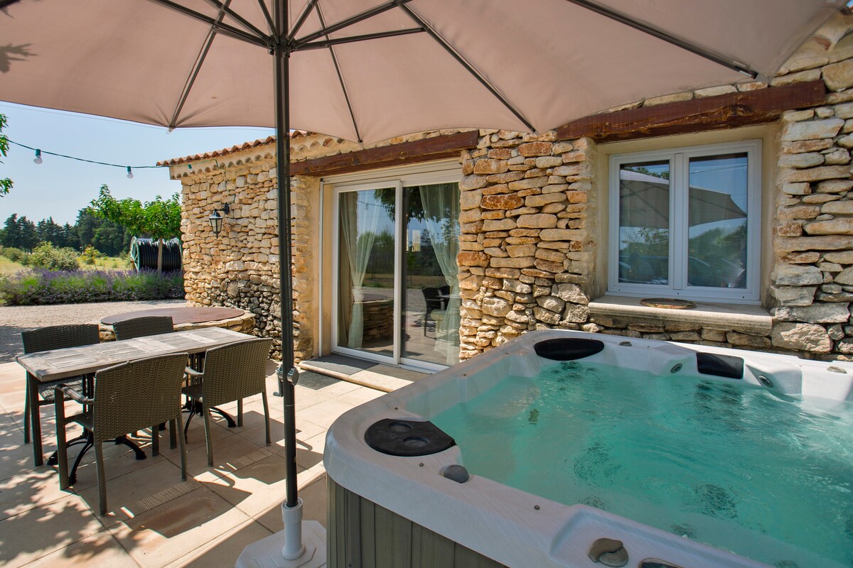 Mazet Provençal按摩浴缸和私人泳池