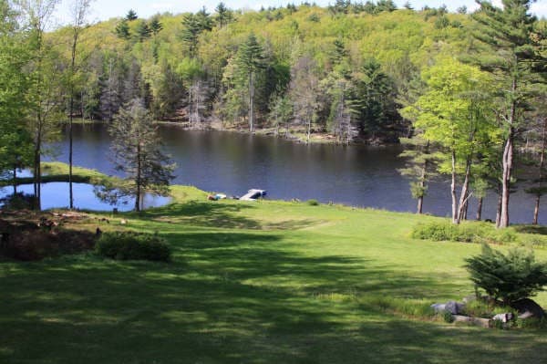 Rustic Lakefront, own Lake, hiking on 31 acres.