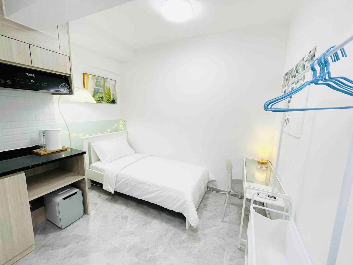 Newly-renovated Cozy studio, 1 minute to TST MTR