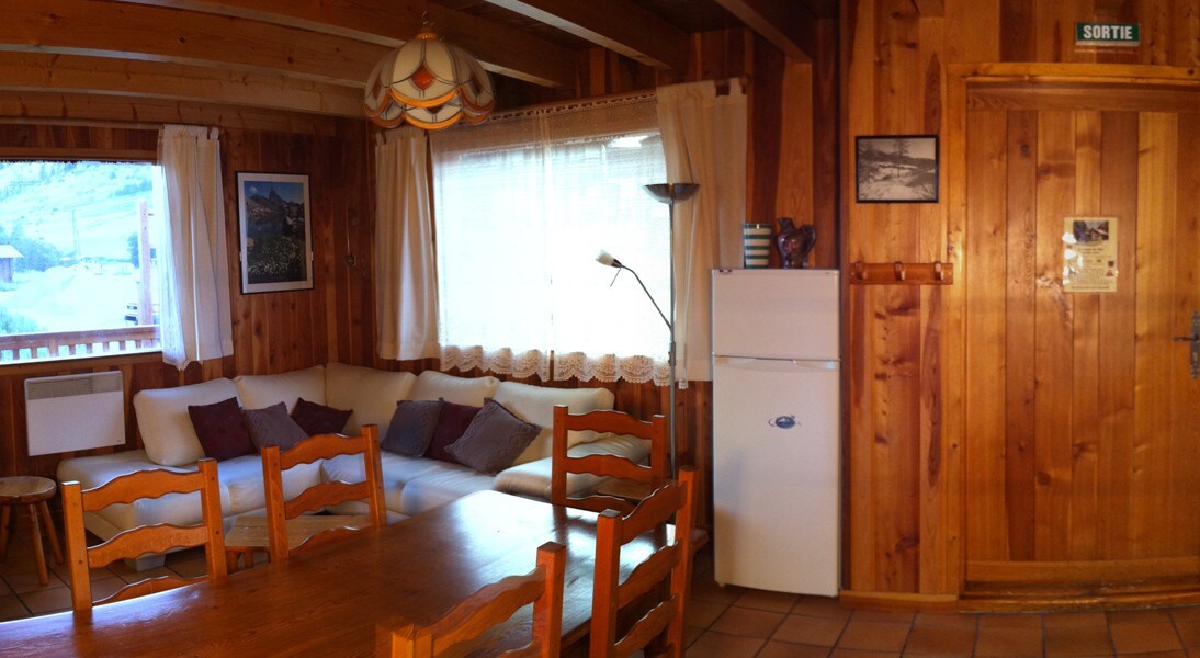 位于莫利纳斯-奎拉斯赫特阿尔卑斯的4P独立度假木屋