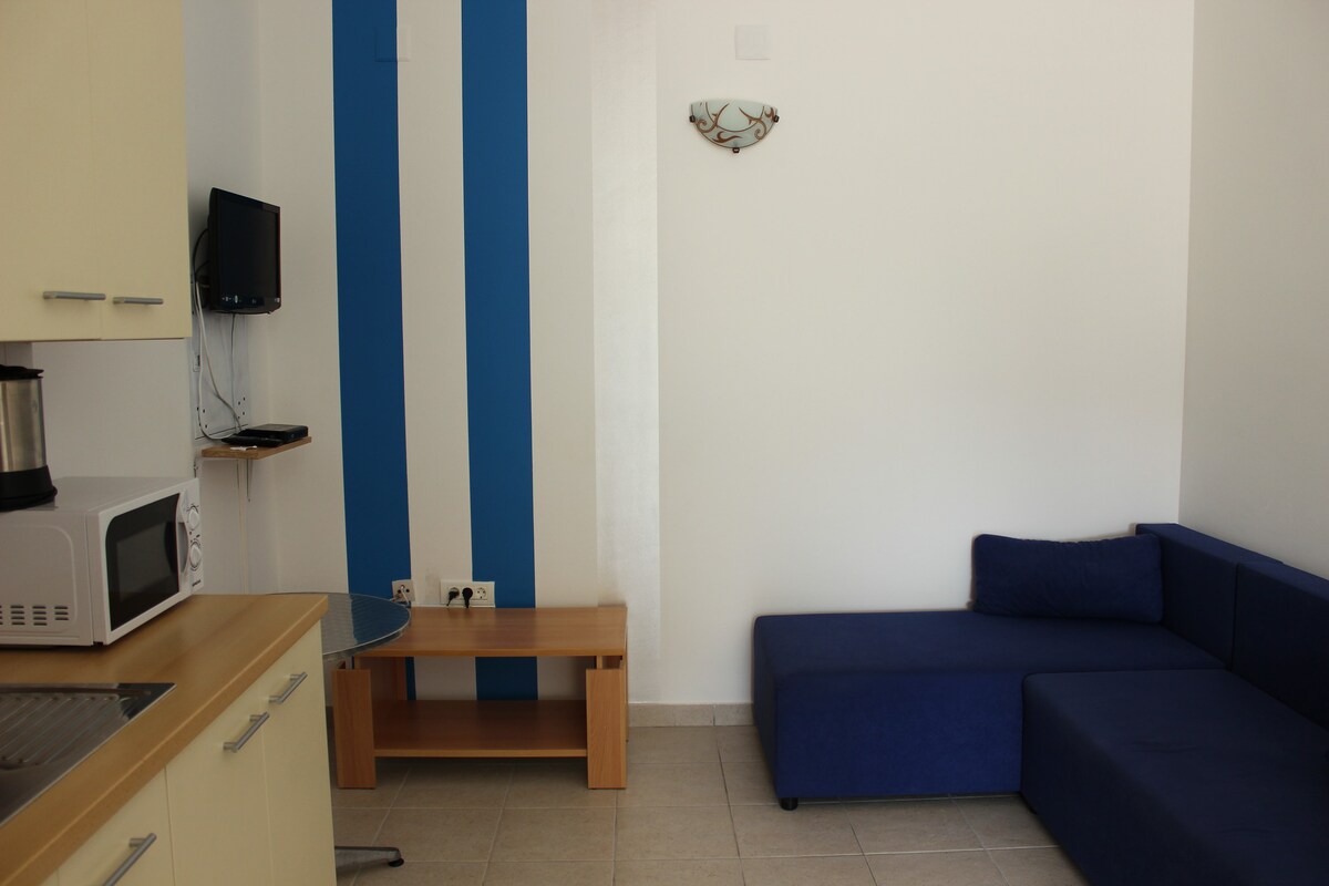 Apartment Riva Povljana A2