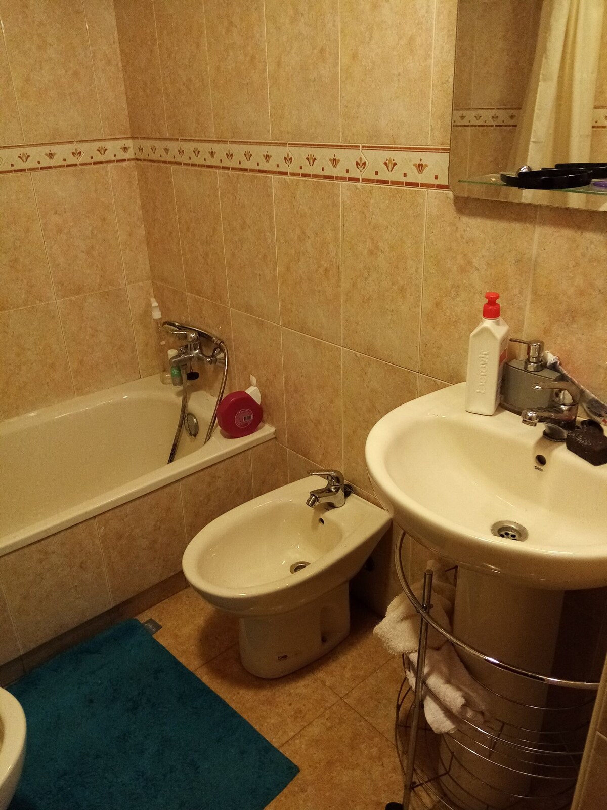 Habitación cama doble con baño privado 45 euros