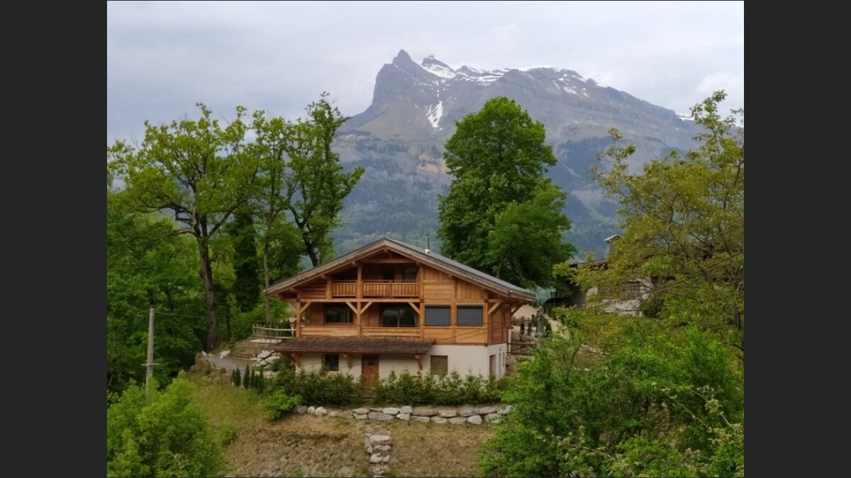 位于圣热尔韦的梅热夫（ Megève ）和霞慕尼（ Chamonix ）之间的新小屋♡