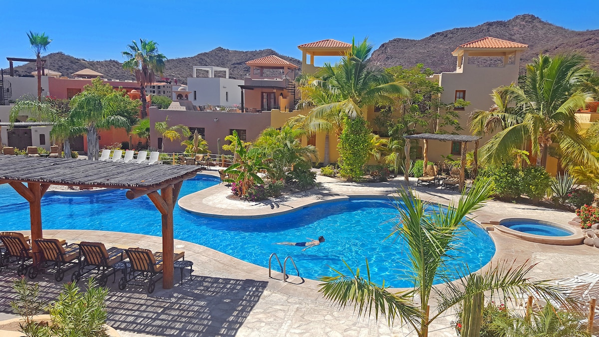 Loreto Bay Poolside Living + Steps from the Beach