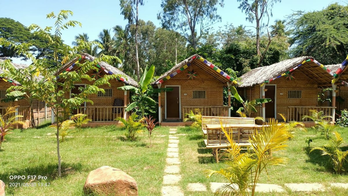 Bamboo cottage with own bathroom and balcony