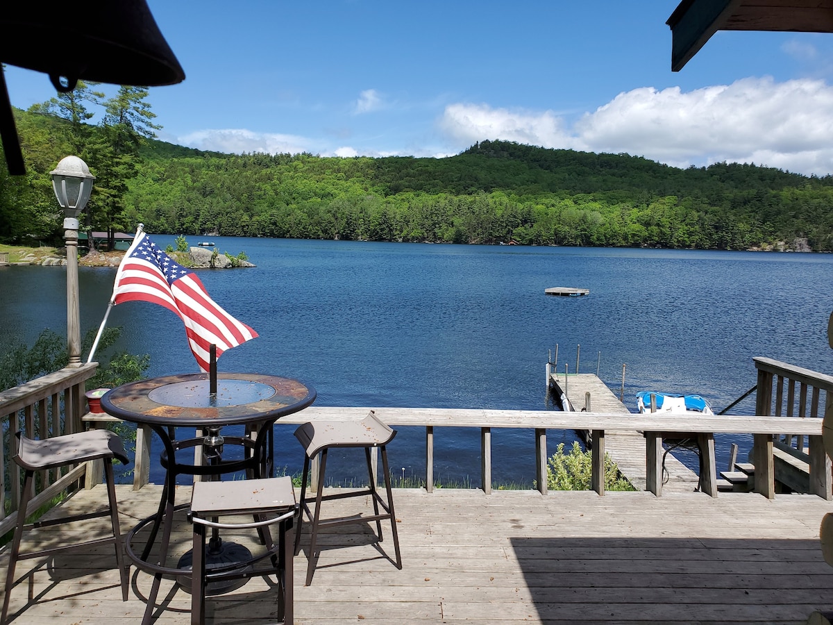 Adirondack Waterfront Cabin on Eagle Lake