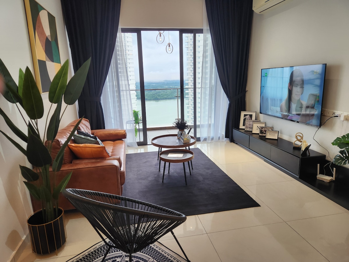 Country Garden Danga Bay 3BR Seaview Topmost Floor