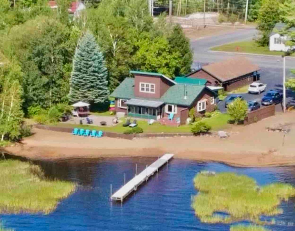 Lake House at Sunset Park