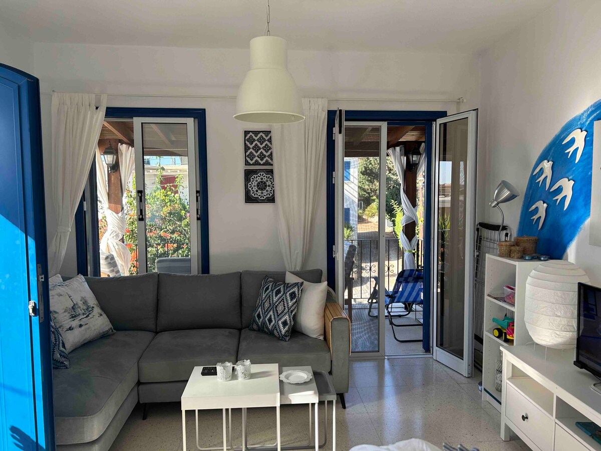 Cosy modern summer house in Protaras