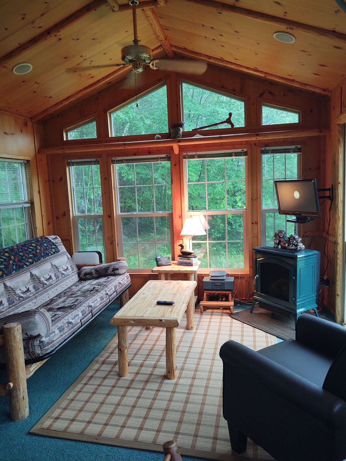 Cabin Next To Snowmobile/Hiking Trails Ski Nearby