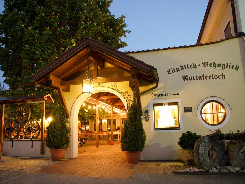 Gasthof zur Mühle (Bayerbach) ， Gable双人房