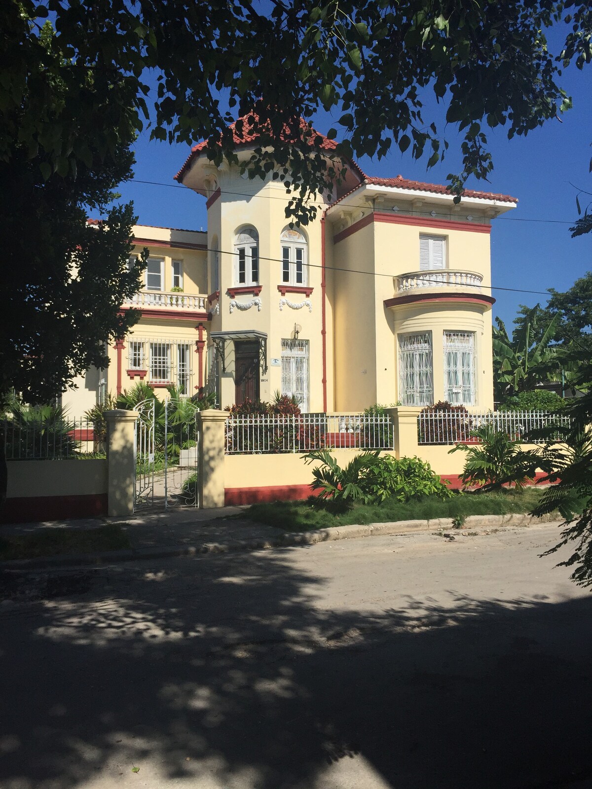 Casa Señorial en La Habana III