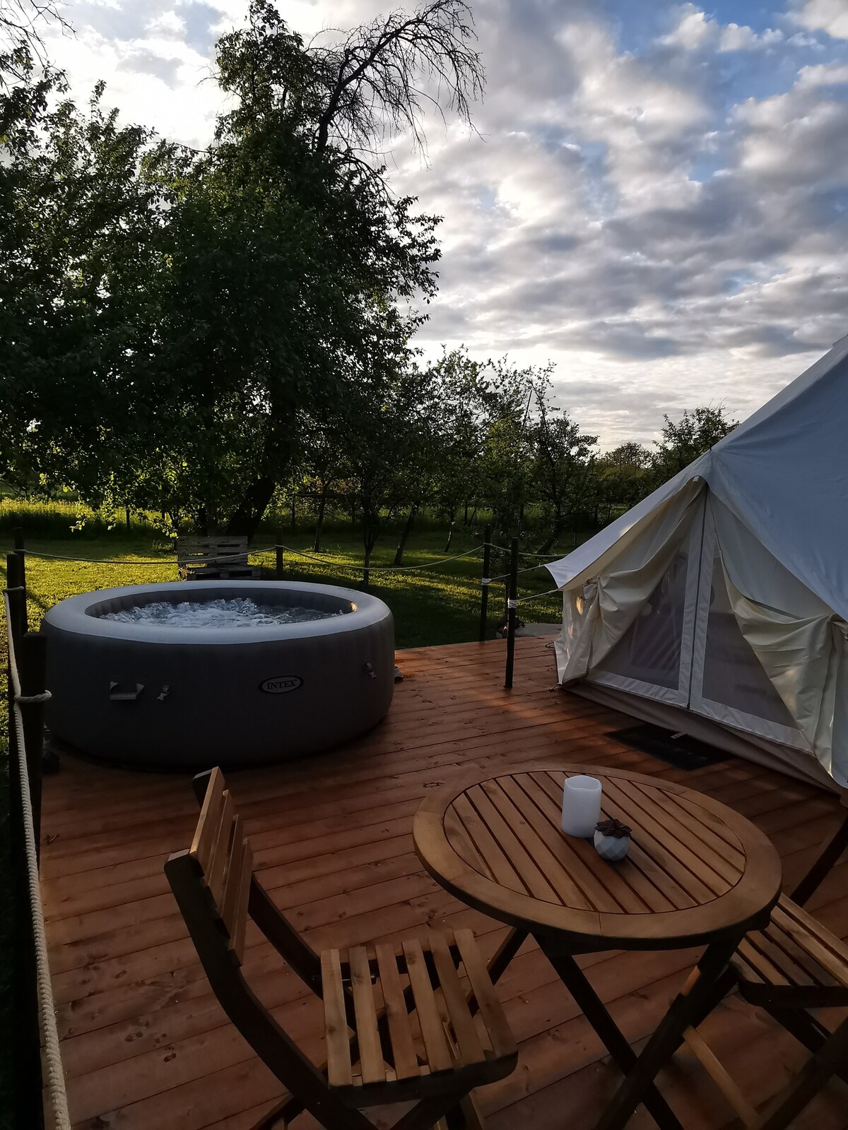 Green Garden Glamping Retezat-Daisy