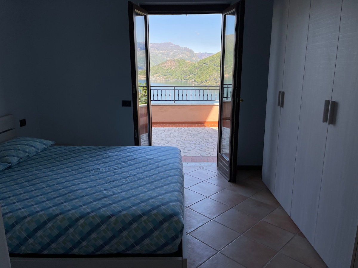 Appartamento tranquillo vista lago d'Iseo