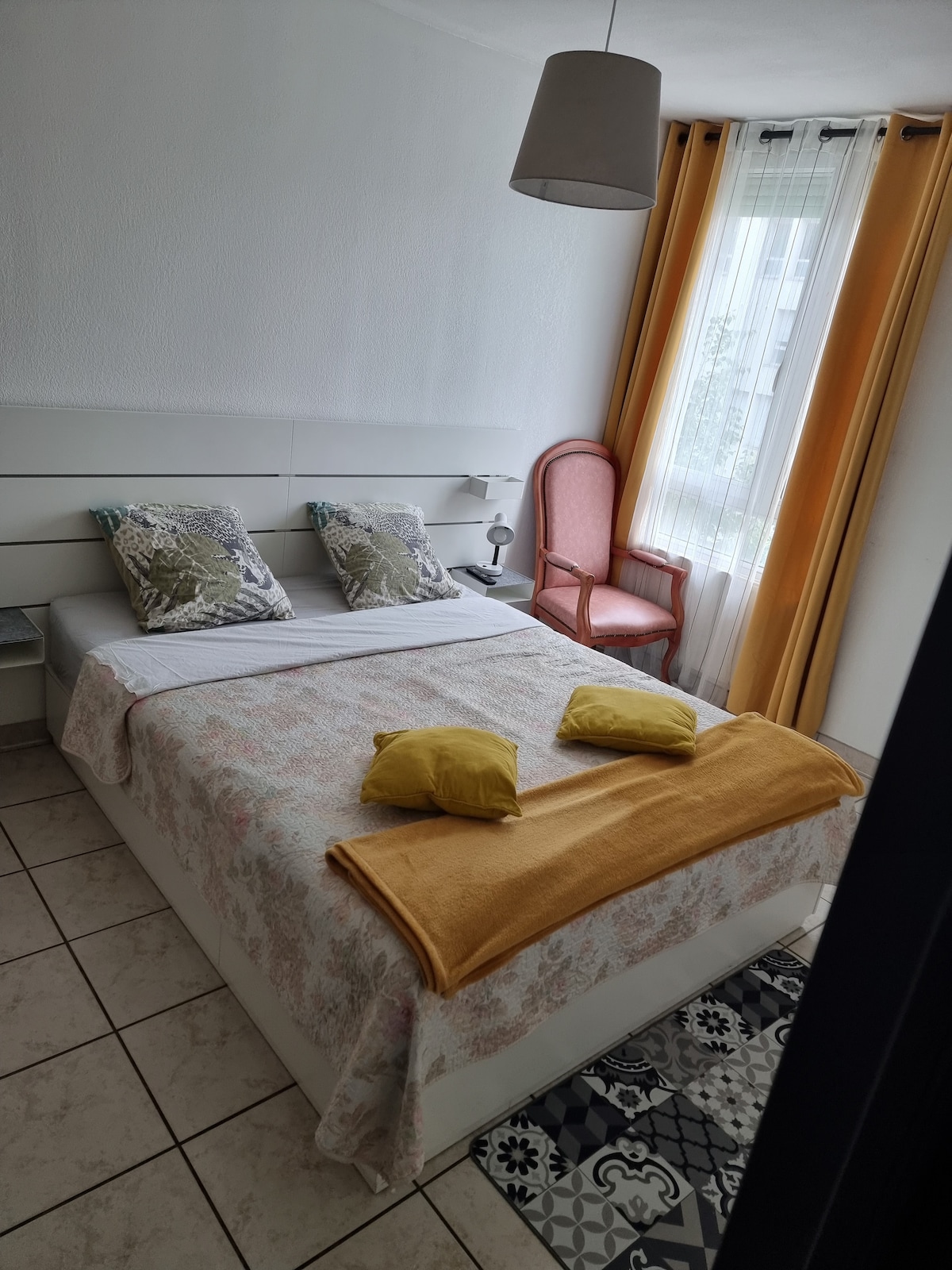 chambre privée chez l'habitant 3 personnes maxi