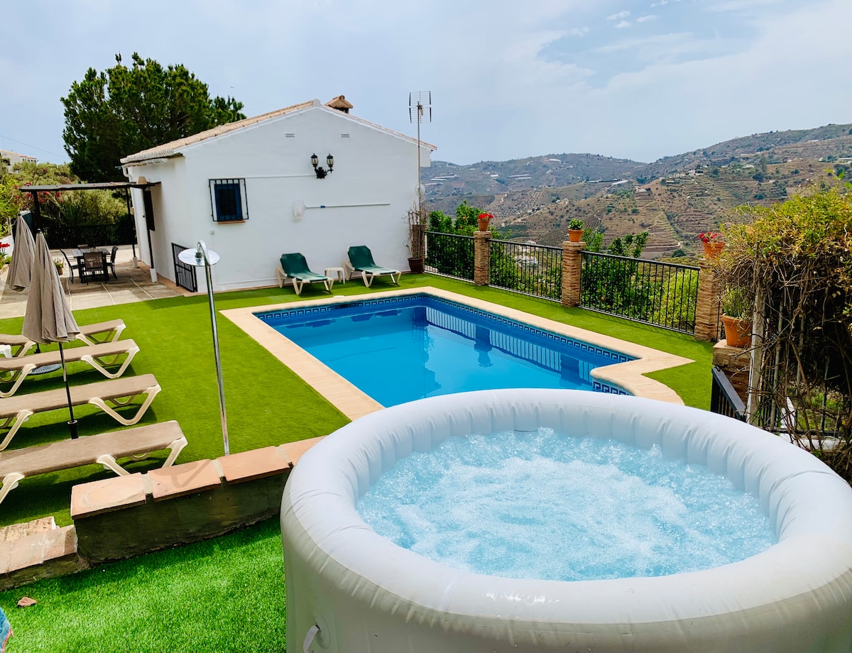 Villa en Frigiliana con Piscina y Jacuzzi