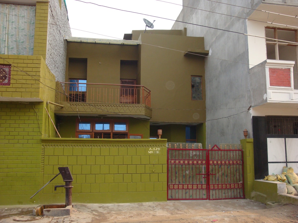 加齐亚巴德（ Ghaziabad ）的公寓