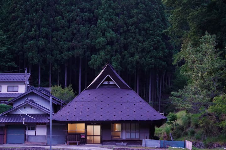 Tanbasasayama-shi的民宿