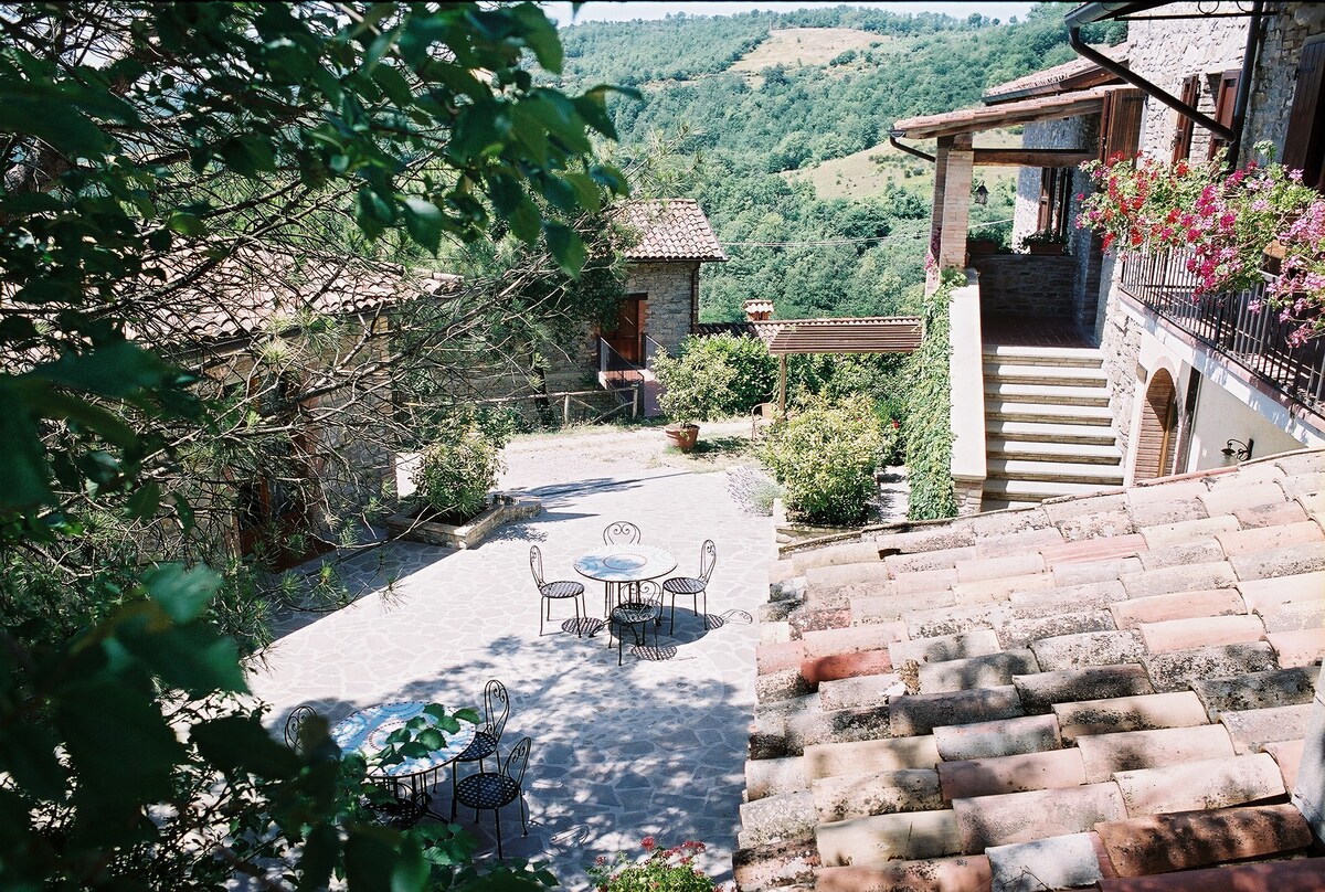 LA TERRAZZA SUL VILLAGGIO per chi ama i cavalli