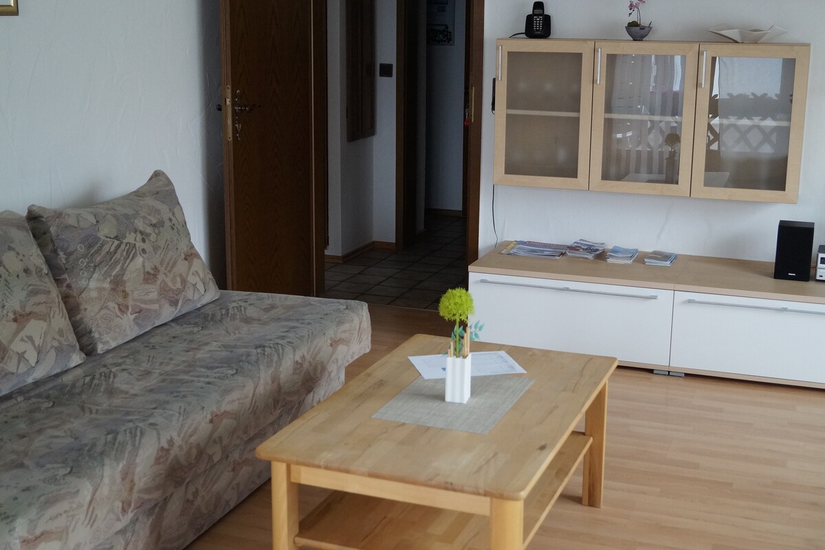 Ferienwohnung Neubauer, (Langenargen am Bodensee), Ferienwohnung Seeblick, 50qm, 1 Schlafzimmer, Wohn-/Essbereich, max. 2 Personen