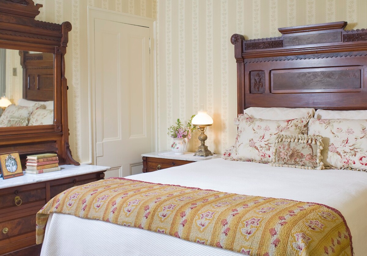 Room 2C - Pentagoet Inn Bed and Breakfast