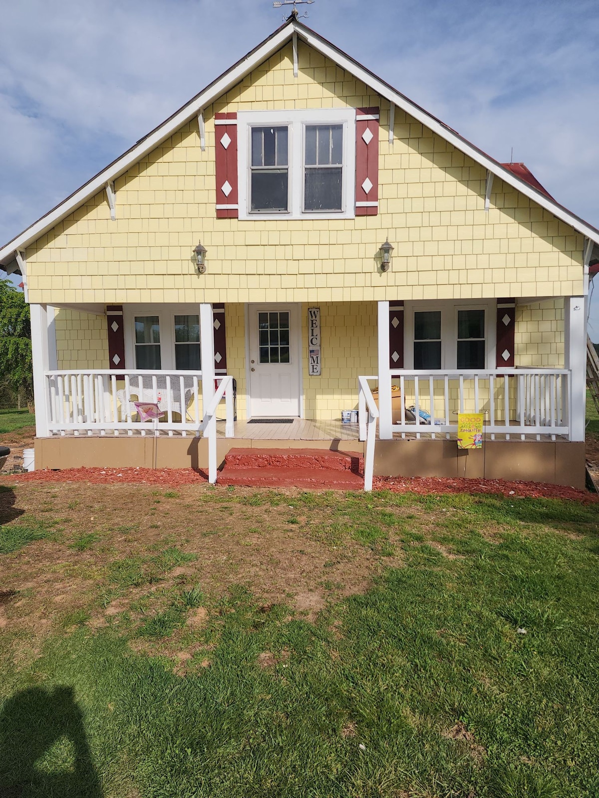 Farm style house / Privacy!