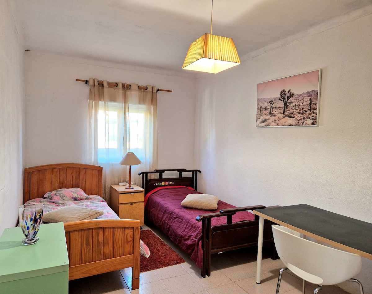 Quarto duplo em Cortes, Leiria