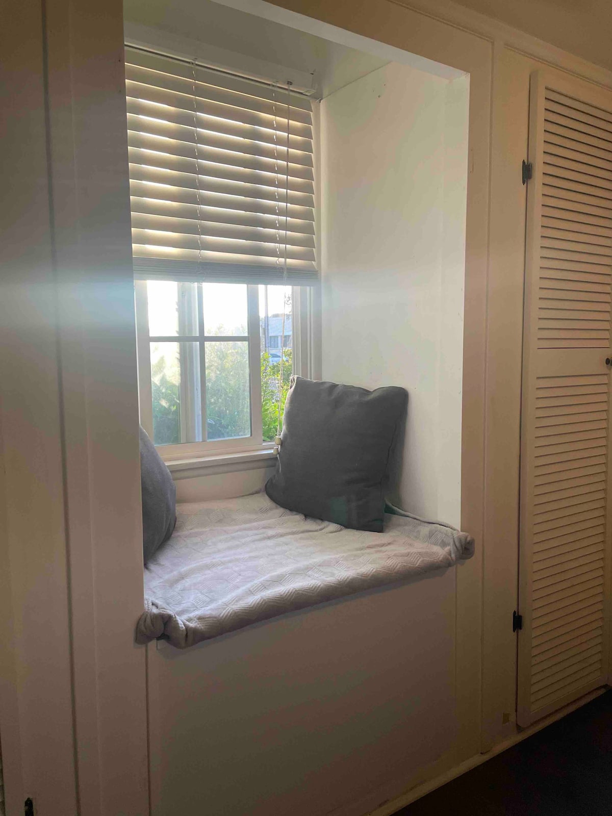 Private Room & Bath near CSUN