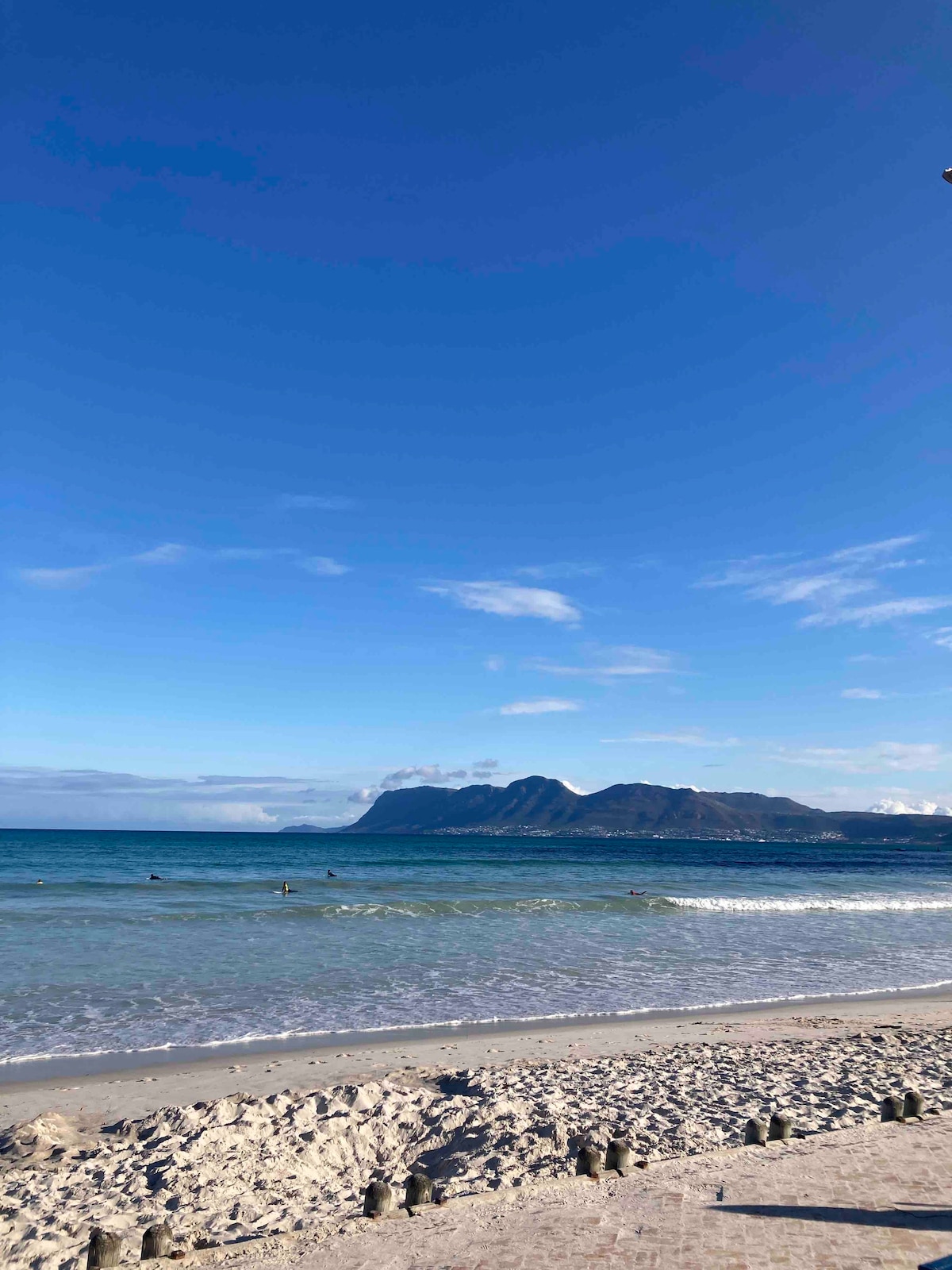 Mountainside Sea View Apartment In Muizenberg