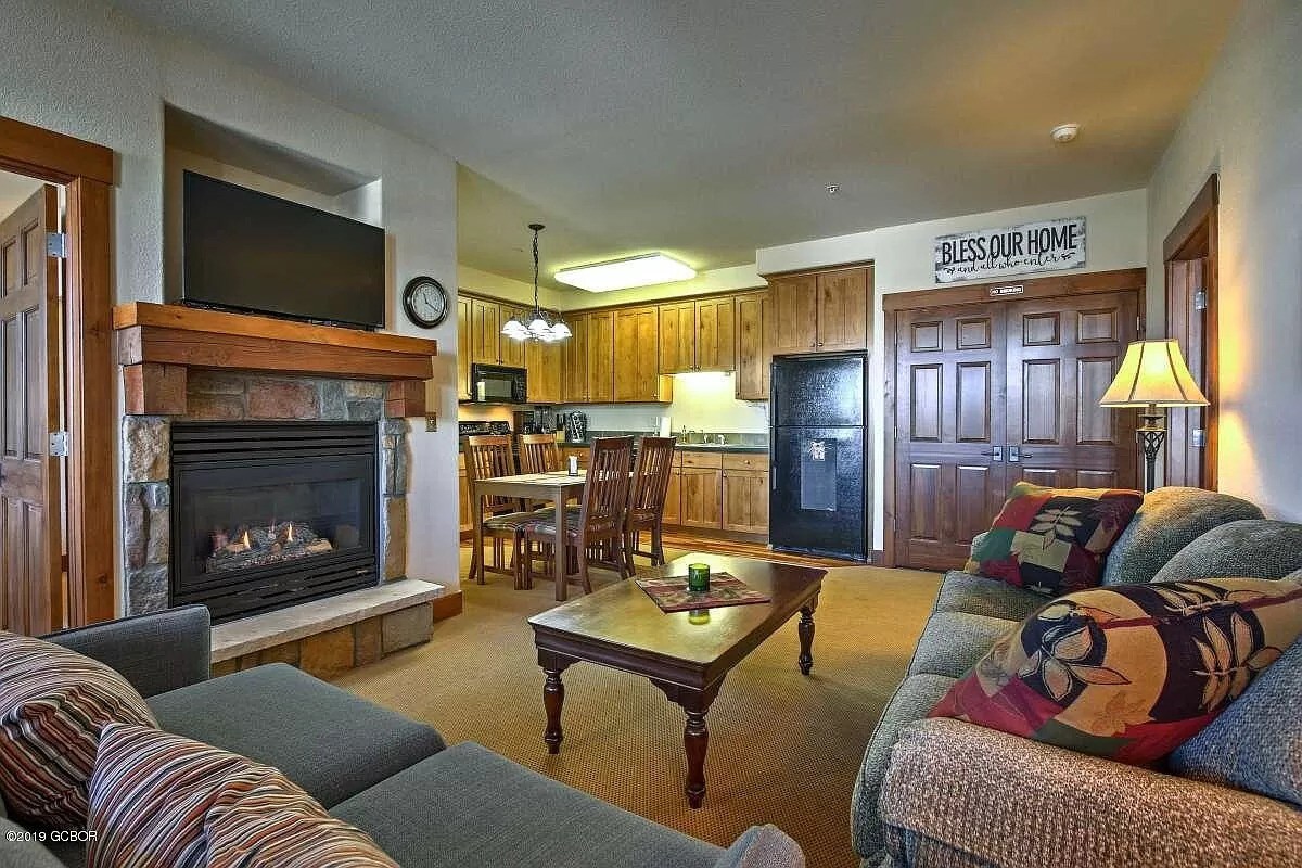 Delightful Ski-in/Ski-out Condo at Granby Ranch!