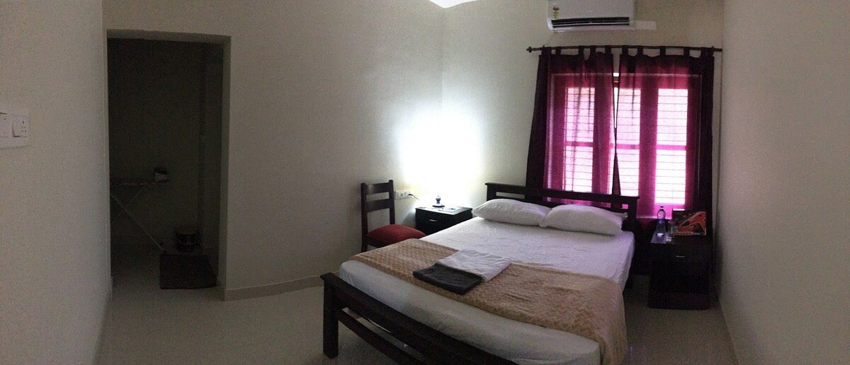 Athrakkattu Enclave豪华6卧室空调公寓，适合12人入住