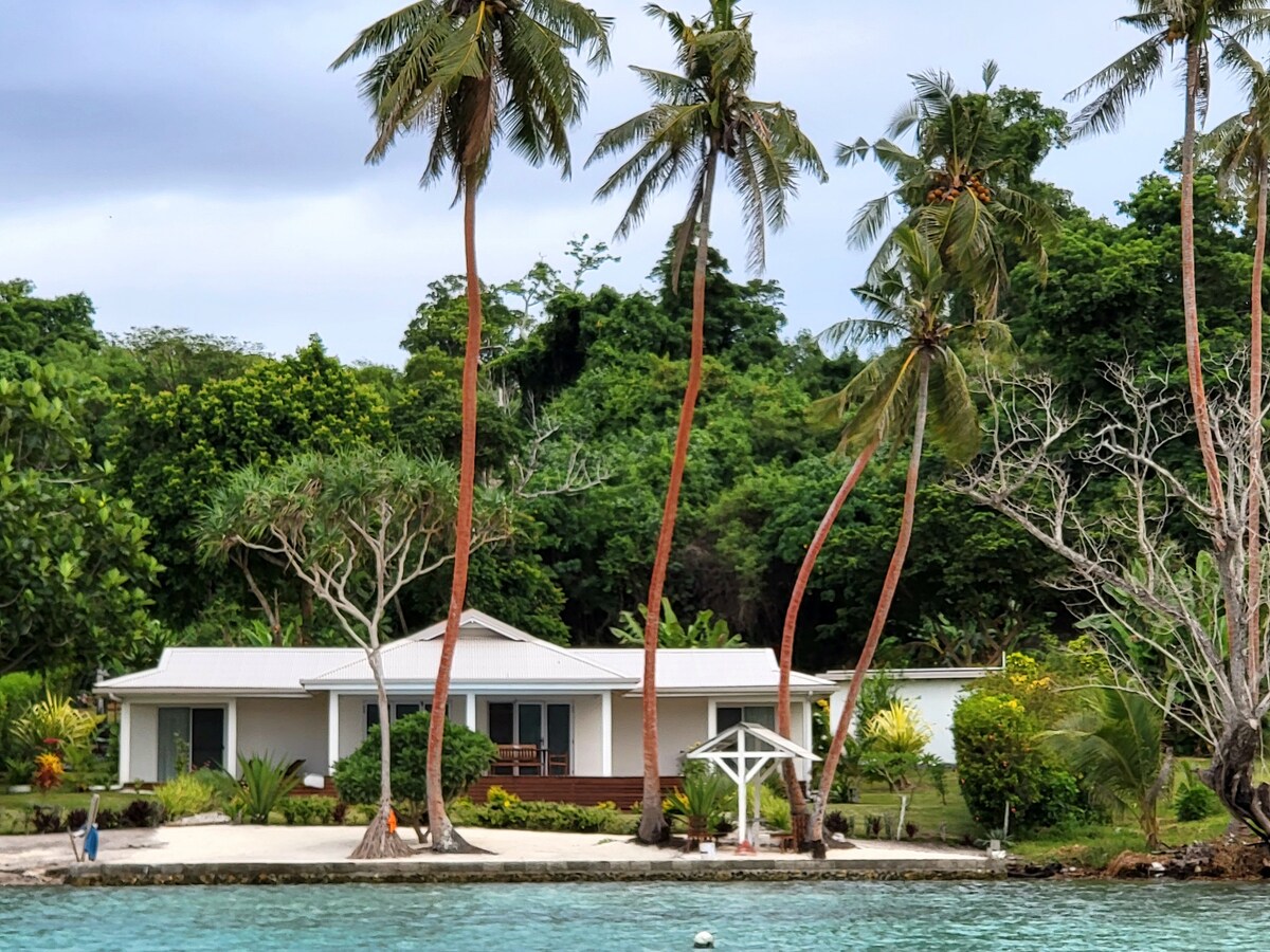 Moso Island Luxury Retreat