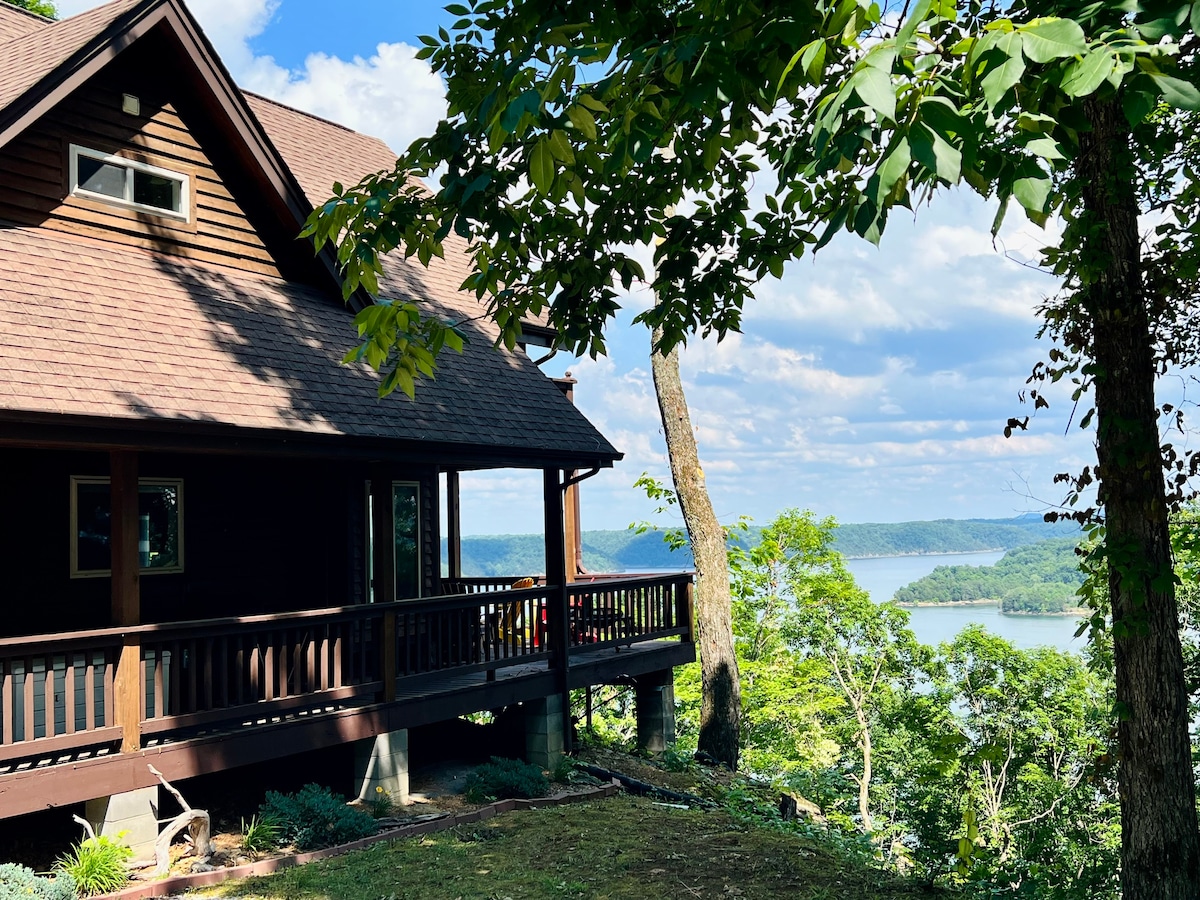 超棒景观的湖滨豪华小木屋！
